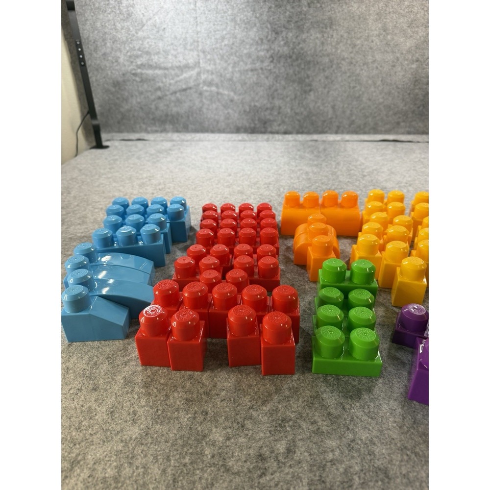 LEGO DUPLO 68 Piece Bulk Building Block Lot Mixed Colors Sizes Shapes - Picture 4 of 6